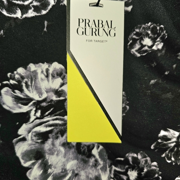 Prabal Gurung for Target Black Floral Skater Skirt NWT Pleated Sz 2 - Picture 13 of 13